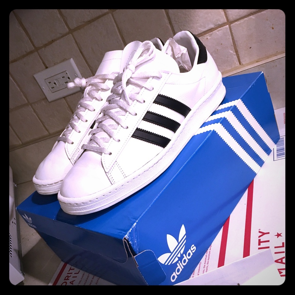 Adidas sneaker